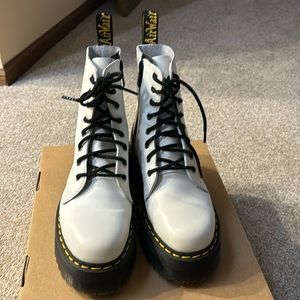 Doc Martens White Jadon women size 9 , EU 41, men’s 8